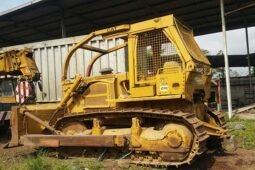 
										Location bulldozer Caterpillar D7G Douala full									
